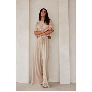 NWT -- Bumpsuit, The Cloud Slim Pant, size Medium, Color:  Oat